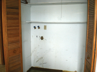 Laundry Room Before Picture